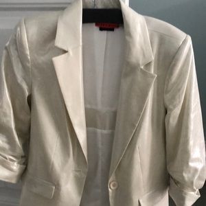 Alice and Olivia cream shine blazer with 3/4 sleeve